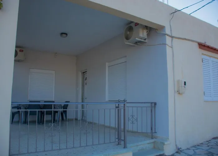 Family House Apartmán Sofikón