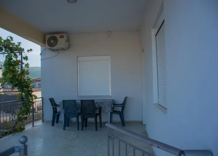 Family House Софикон